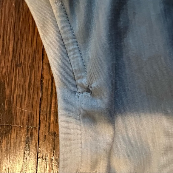 Brooks women’s running shirt white/gray - Picture 2 of 4